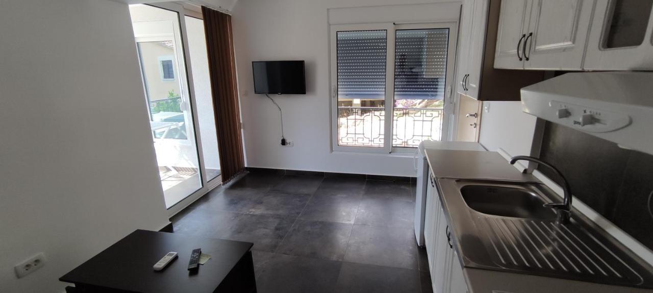 Zoran Apartments Sveti Stefan Buitenkant foto