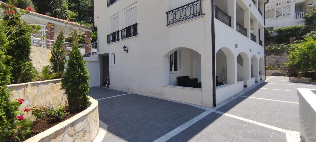 Zoran Apartments Sveti Stefan Buitenkant foto